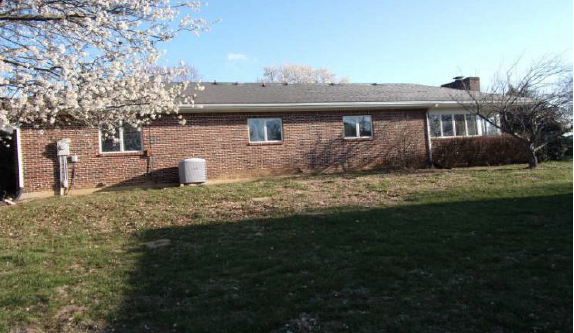 2156 Tim Tam DrShelbyville, KY, 40065Shelby County