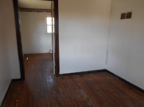 10505 National TpkeFairdale, KY, 40118Jefferson County