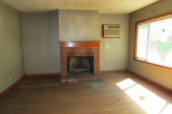 156 Center StLebanon Junction, KY, 40150Bullitt County