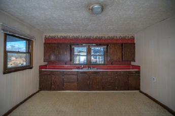 2415 Elmhurst AveLouisville, KY, 40216Jefferson County