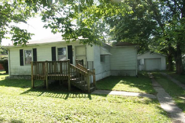 4803 Ranchland DrLouisville, KY, 40216Jefferson County