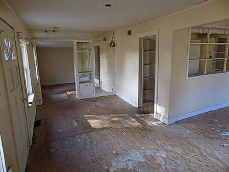 5102 Terry RdLouisville, KY, 40216Jefferson County