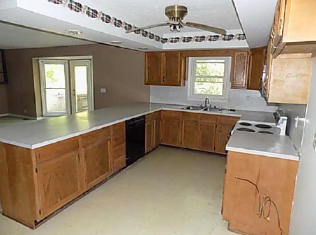 7621 Newton CtLouisville, KY, 40228Jefferson County