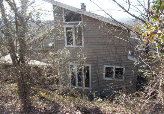 2905 Windsor Forest DrLouisville, KY, 40272Jefferson County