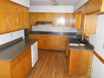 9209 Wildwood LaneLouisville, KY, 40272Jefferson County