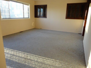 9821 East AveLouisville, KY, 40272Jefferson County