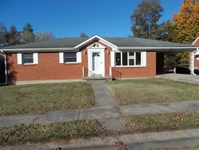 339 College ManorHarrodsburg, KY, 40330Mercer County
