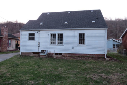 303 Bailey StLoyall, KY, 40854Harlan County