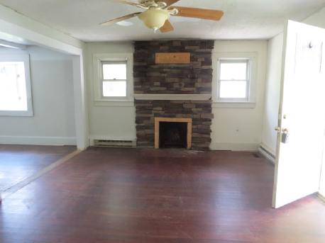841 Main StLoyall, KY, 40854Harlan County