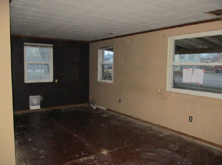 210 W Third StSilver Grove, KY, 41085Campbell County