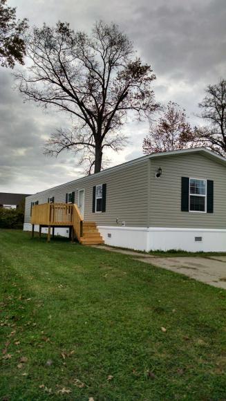 Asbury Pointe Mobile Home Park225 Beechwood CircleWarsaw, KY 41095