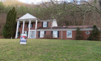 2572 Hwy 15 NJackson, KY, 41339Breathitt County