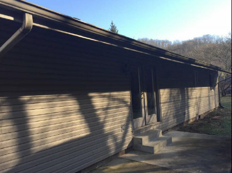 83 Creekside DrPrestonburg, KY, 41653Floyd County