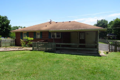 902 Sanderson DrHopkinsville, KY, 42240Christian County