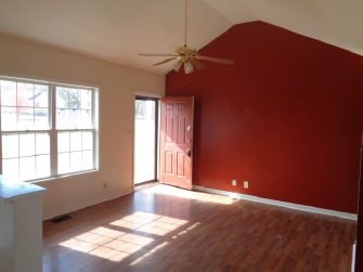 1953 Timberline CirOak Grove, KY, 42262Christian County