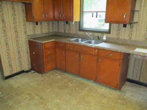 9125 State Route 136 WCalhoun, KY, 42327Mclean County