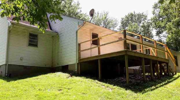 1710 Tick Ridge RdHawesville, KY, 42348Hancock County