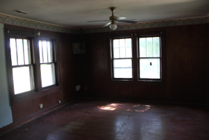 54 Kinnett AveJamestown, KY, 42629Russell County