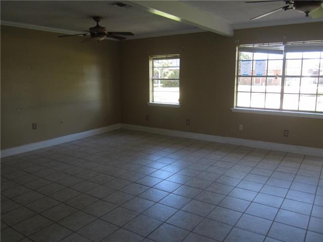 658 Holmes BlvdGretna, LA, 70056Jefferson County