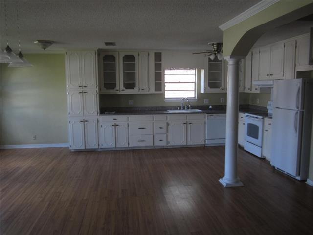 977 E Lexington AveGretna, LA, 70056Jefferson County
