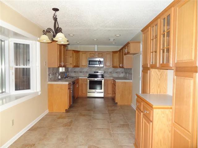 621 Esplanade StLa Place, LA, 70068St John The Baptist County