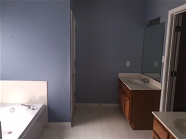 2713 Long Branch DrMarrero, LA, 70072Jefferson County
