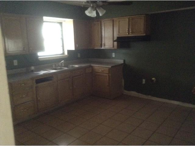 6129 Adam DrMarrero, LA, 70072Jefferson County