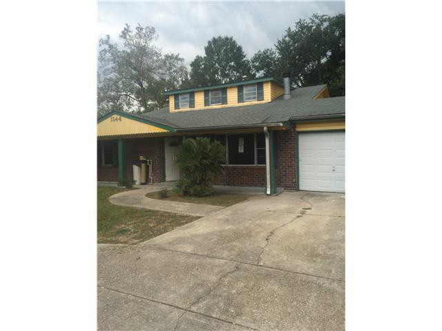 1544 Stella PlMarrero, LA, 70072Jefferson County