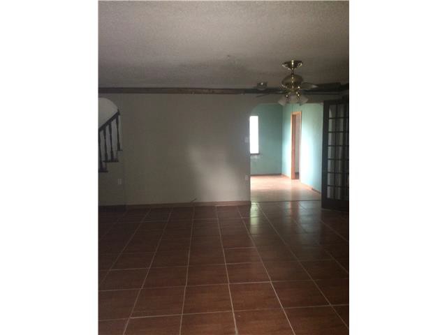 1544 Stella PlMarrero, LA, 70072Jefferson County