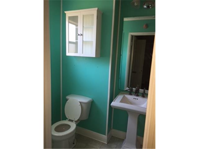 725 West DrWestwego, LA, 70094Jefferson County