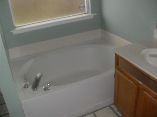 42 Robert RdWestwego, LA, 70094Jefferson County