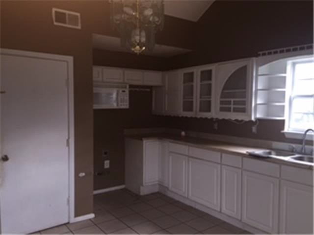 153 Janet DrAvondale, LA, 70094Jefferson County