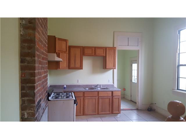 2004 - 2006 MandevillNew Orleans, LA, 70117Orleans County