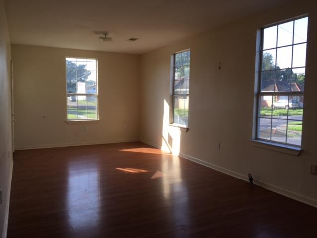 3100 Monroe StNew Orleans, LA, 70118Orleans County