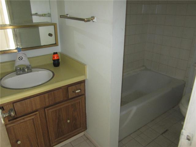 4311 Woodland DrNew Orleans, LA, 70131Orleans County