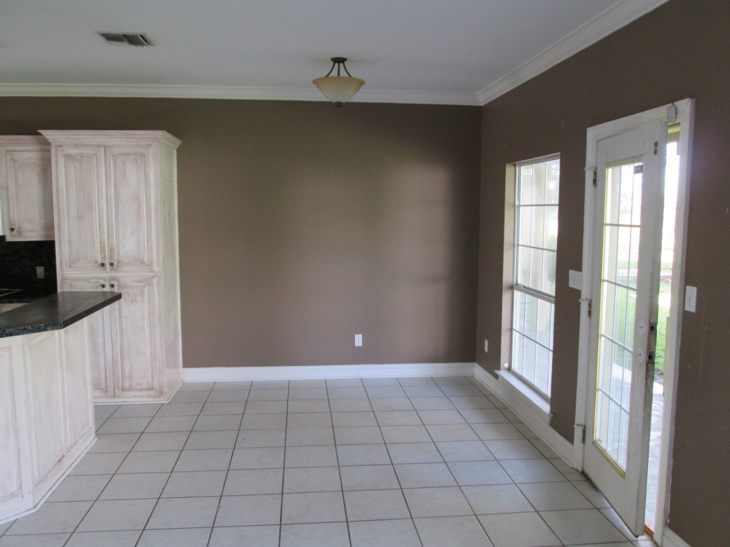 1353 Arbor CircleMorgan City, LA, 70380Saint Mary County