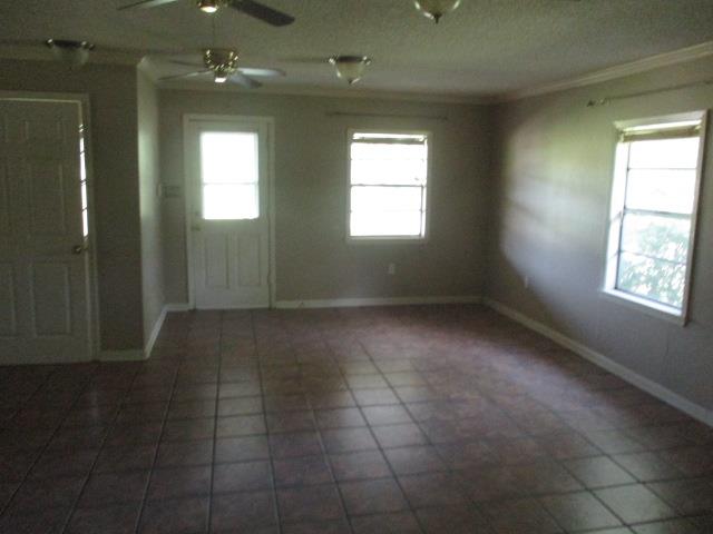 257 Pittman LnKentwood, LA, 70444Saint Helena County
