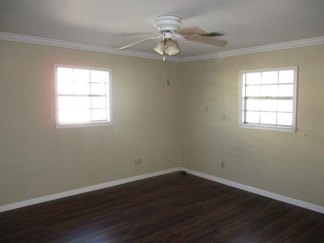 1038 James StFranklin, LA, 70538Saint Mary County