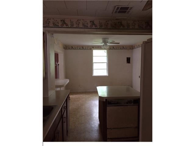 1029 Azalea StOpelousas, LA, 70570Saint Landry County