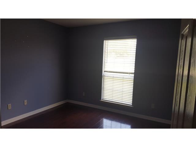 106 Glenfield StYoungsville, LA, 70592Lafayette County