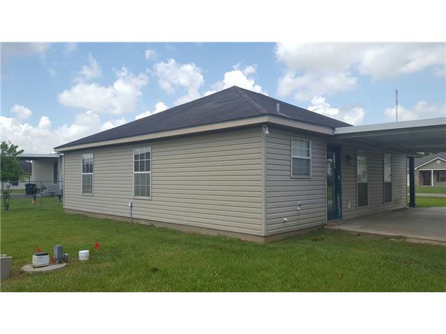 106 Glenfield StYoungsville, LA, 70592Lafayette County