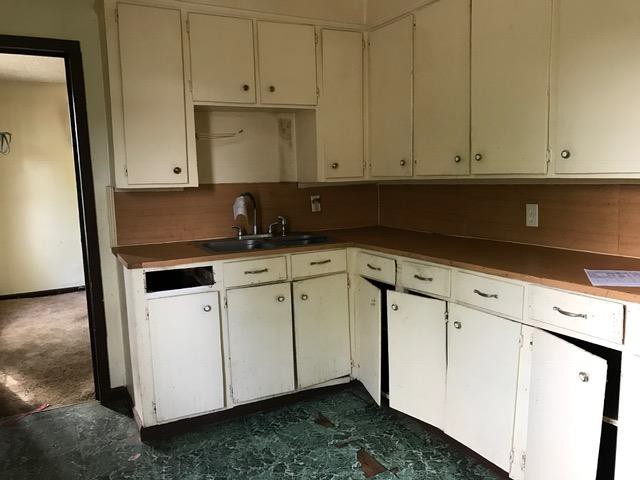 1112 Fournet StLake Charles, LA, 70601Calcasieu County