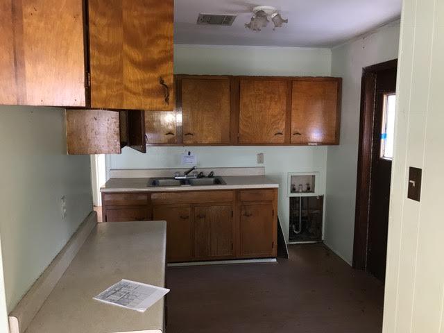 4124 Worthy DrLake Charles, LA, 70601Calcasieu County
