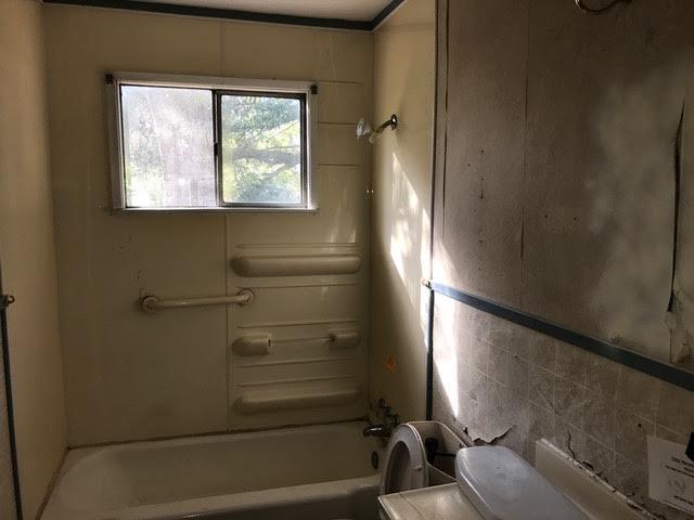 4124 Worthy DrLake Charles, LA, 70601Calcasieu County