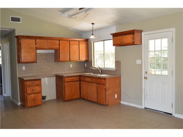 2250 Carolyn AveDenham Springs, LA, 70726Livingston County