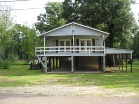 18417 La Trace RdFrench Settlement, LA, 70733Livingston County