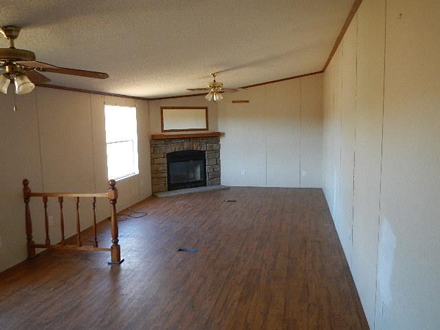 10060 Mooringsport Latex RdMooringsport, LA, 71060Caddo County