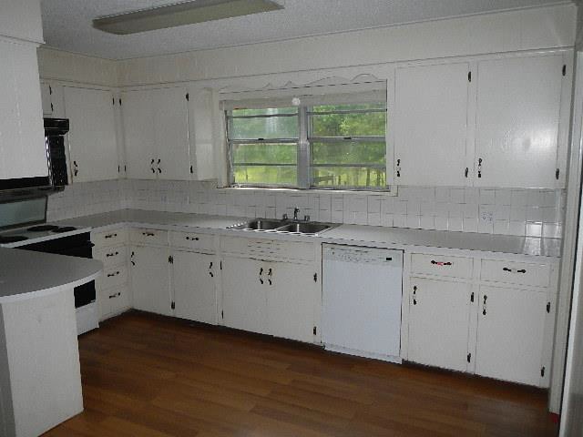 24178 Highway 371Sarepta, LA, 71071Webster County