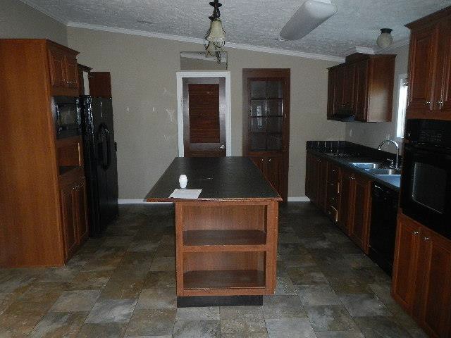 188 Black Oak DrStonewall, LA, 71078De Soto County