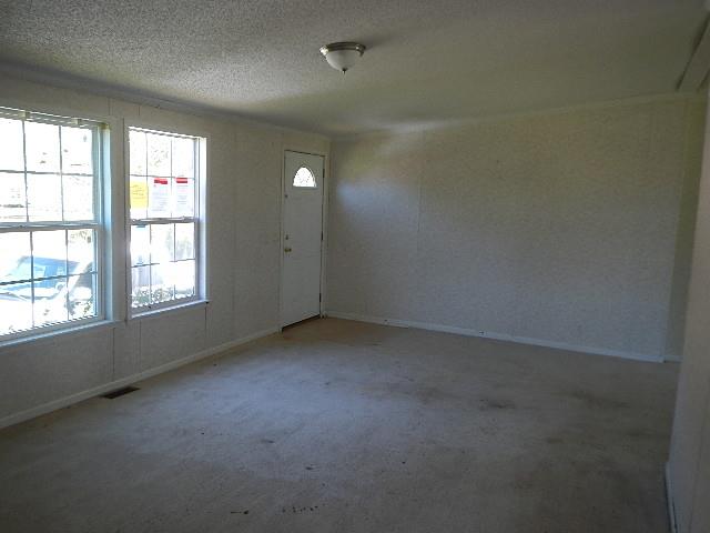 412 Memory LnVivian, LA, 71082Caddo County